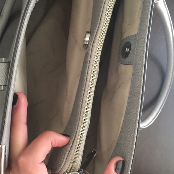 Calvin Klein - Medium Grey Bag/ Purse - Picture 3 of 3